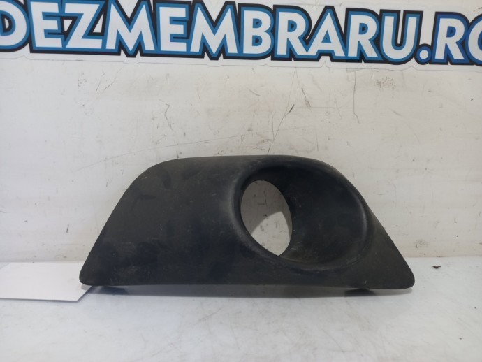 Grila proiector stanga Dacia Logan 2 1.5 DCI OEM 2012-2021