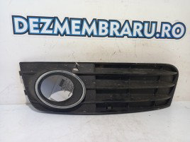 Grila proiector stanga Audi A4 B8 2.0 TDI OEM 2008-2015