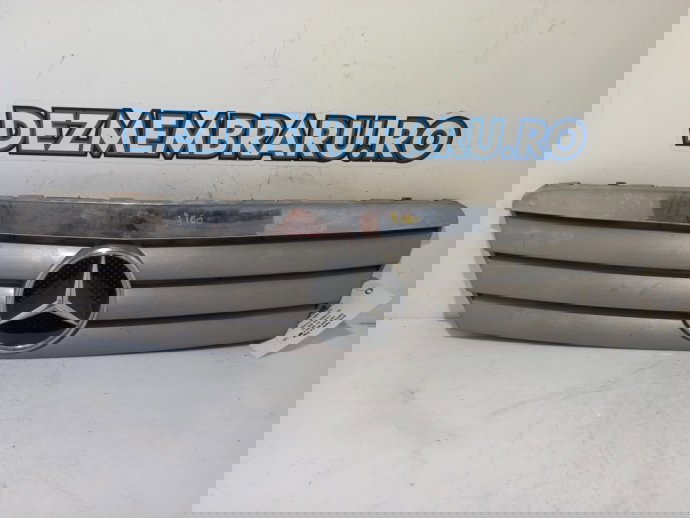 Grila bara fata Mercedes A160 1.6 benz OEM 1997-2004