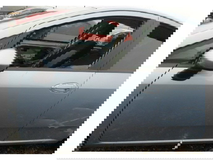 Usa stanga fata Fiat Grande Punto 1.4 benzina OEM 2005-2009