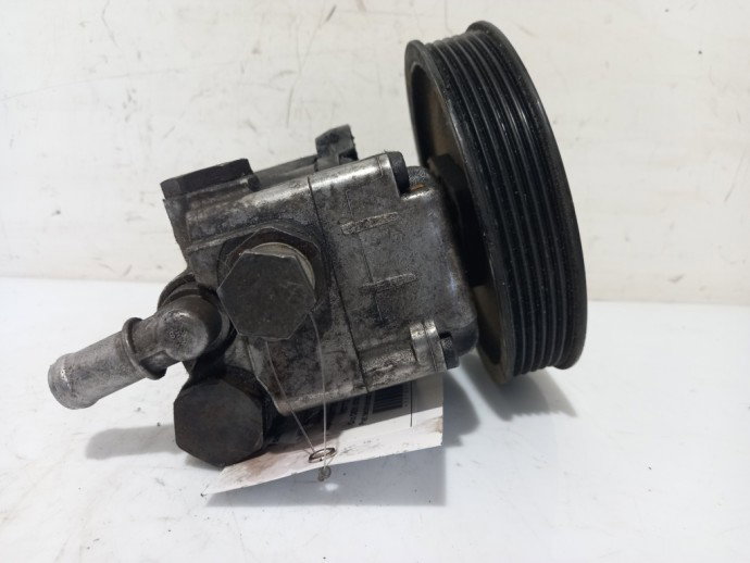Pompa servodirectie BMW Seria 5 E60 3.0D 678148603 2004-2010