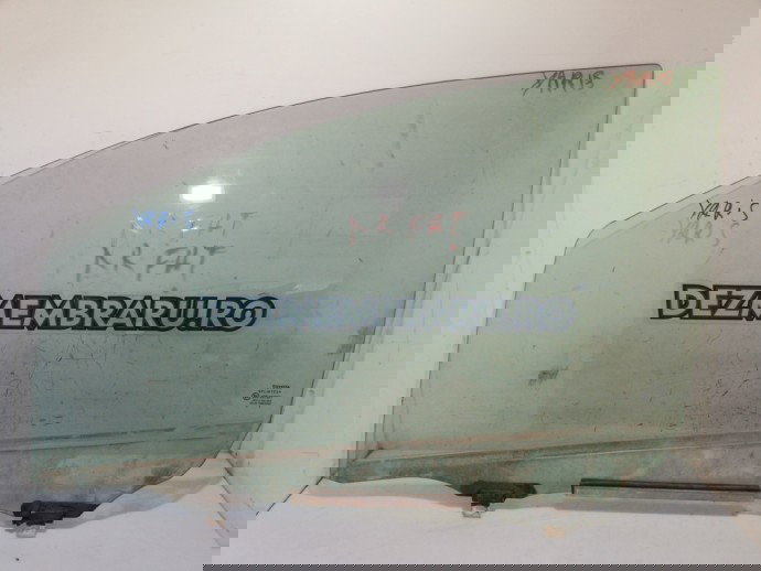 Geam stanga fata Toyota Yaris 1.4 D OEM 2006-2013