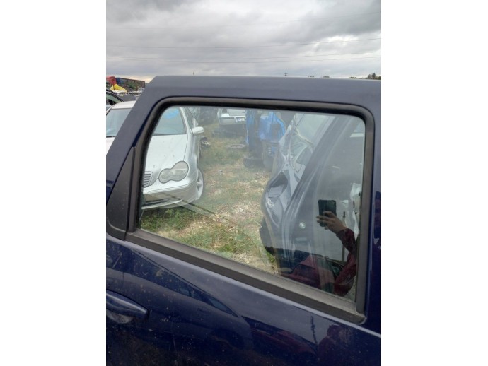 Geam usa dreapta spate Dacia Duster 1.6 H4M OEM 2010-2017