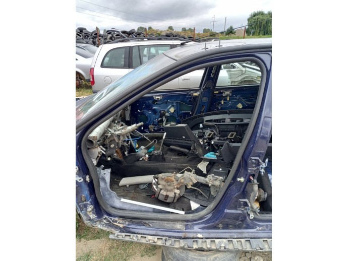 Cheder usa stanga fata Dacia Duster 1.6 H4M OEM 2010-201