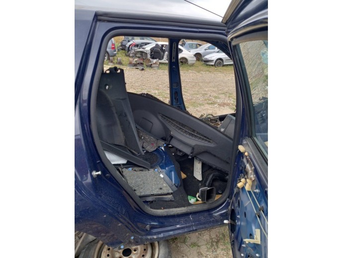 Cheder usa dreapta spate Dacia Duster 1.6 H4M OEM 2010-201