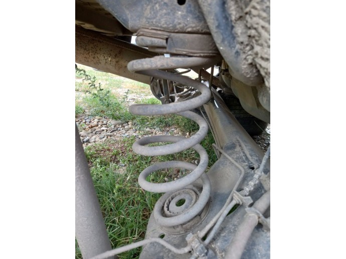 Arc dreapta spate Dacia Duster 1.6 H4M OEM 2010-201