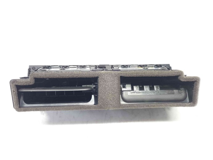 Grila aerisire centrala Audi A5 2.7 CAMA 8T2820951B 2007-2015