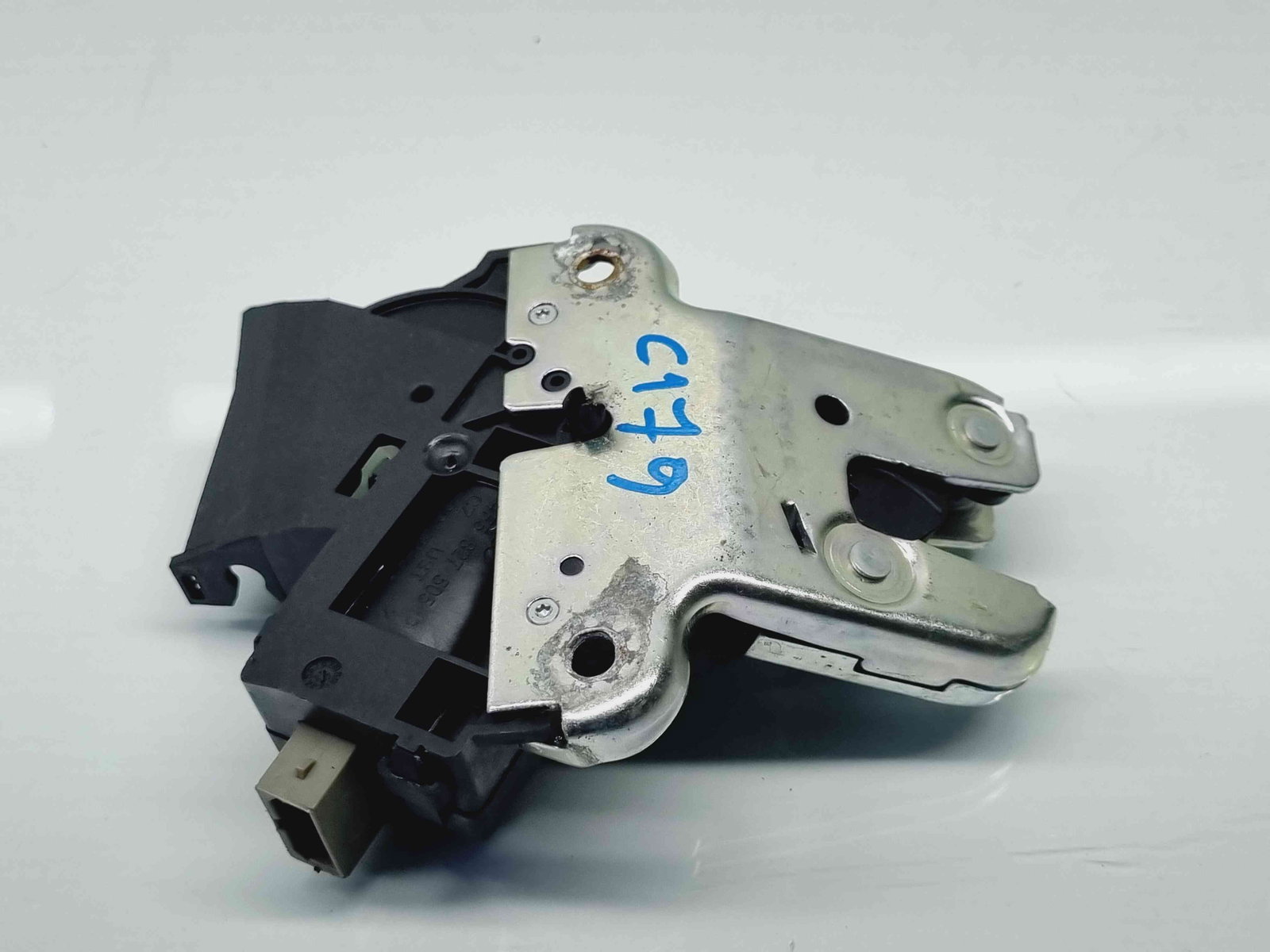 Broasca capota spate Volkswagen Passat B7 (362) [Fabr 2010-2014] 4F5827505D