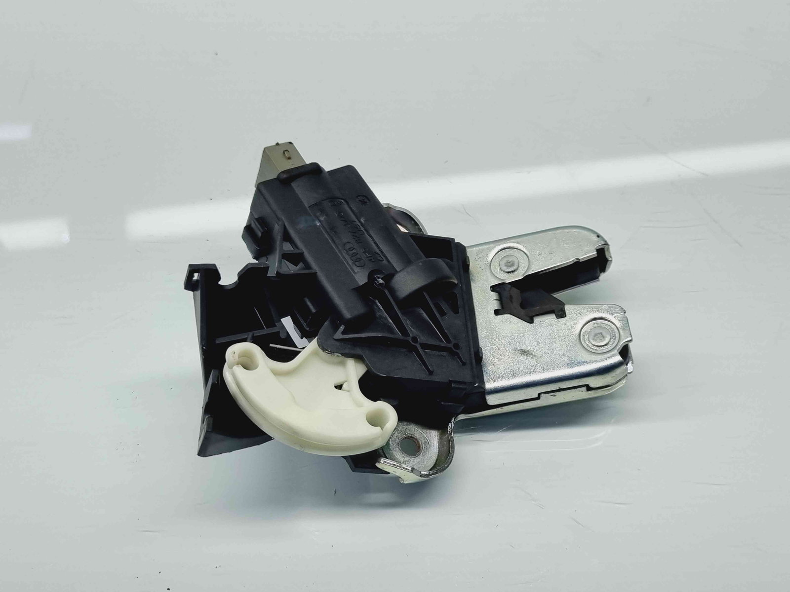 Broasca capota spate Volkswagen Passat B7 (362) [Fabr 2010-2014] 4F5827505D - imagine 4