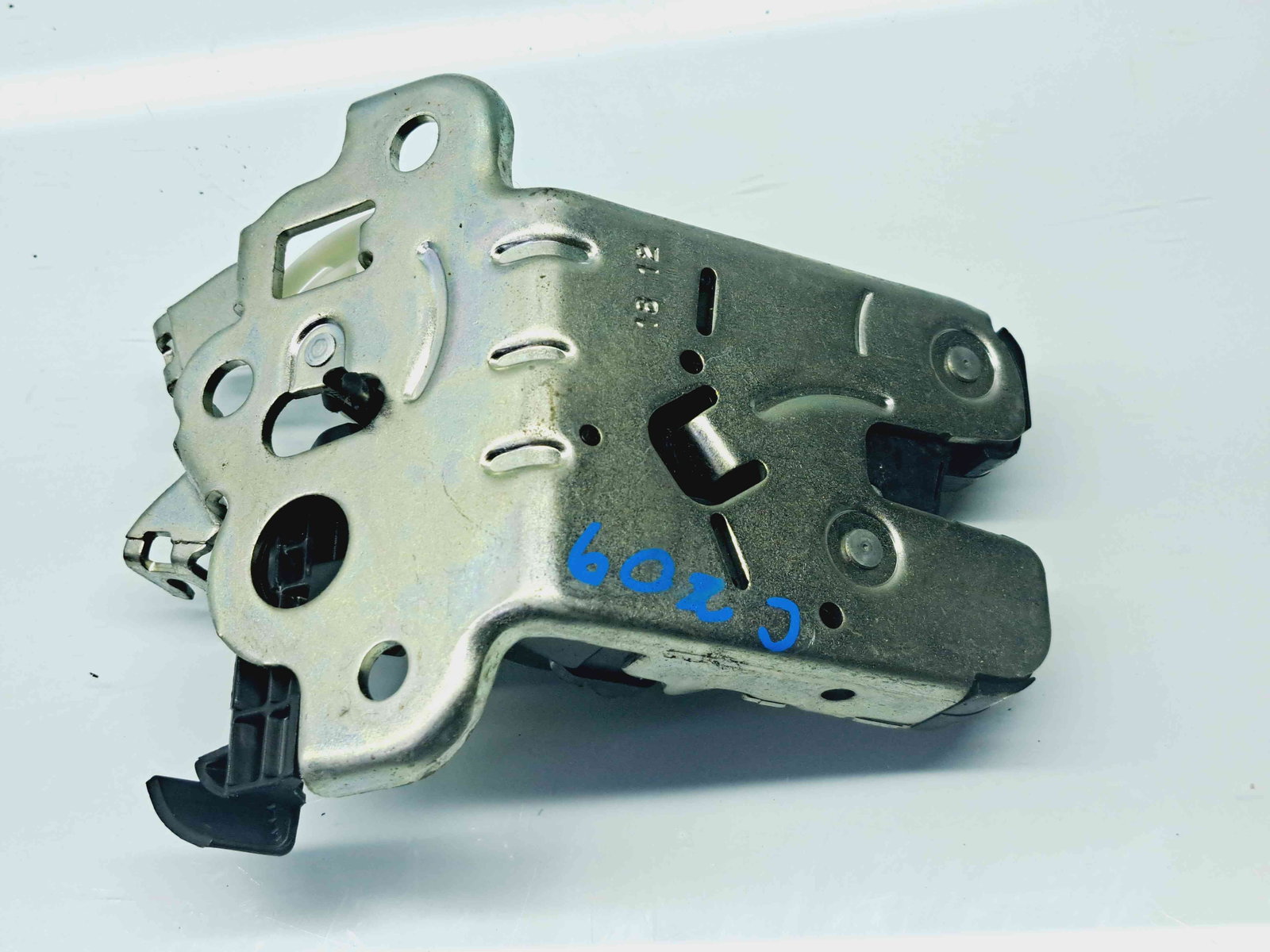 Broasca capota spate Audi A8 D4 (4H2, 4H8, 4HC, 4HL) [Fabr 2009-2018] 4H0827505 - imagine 1