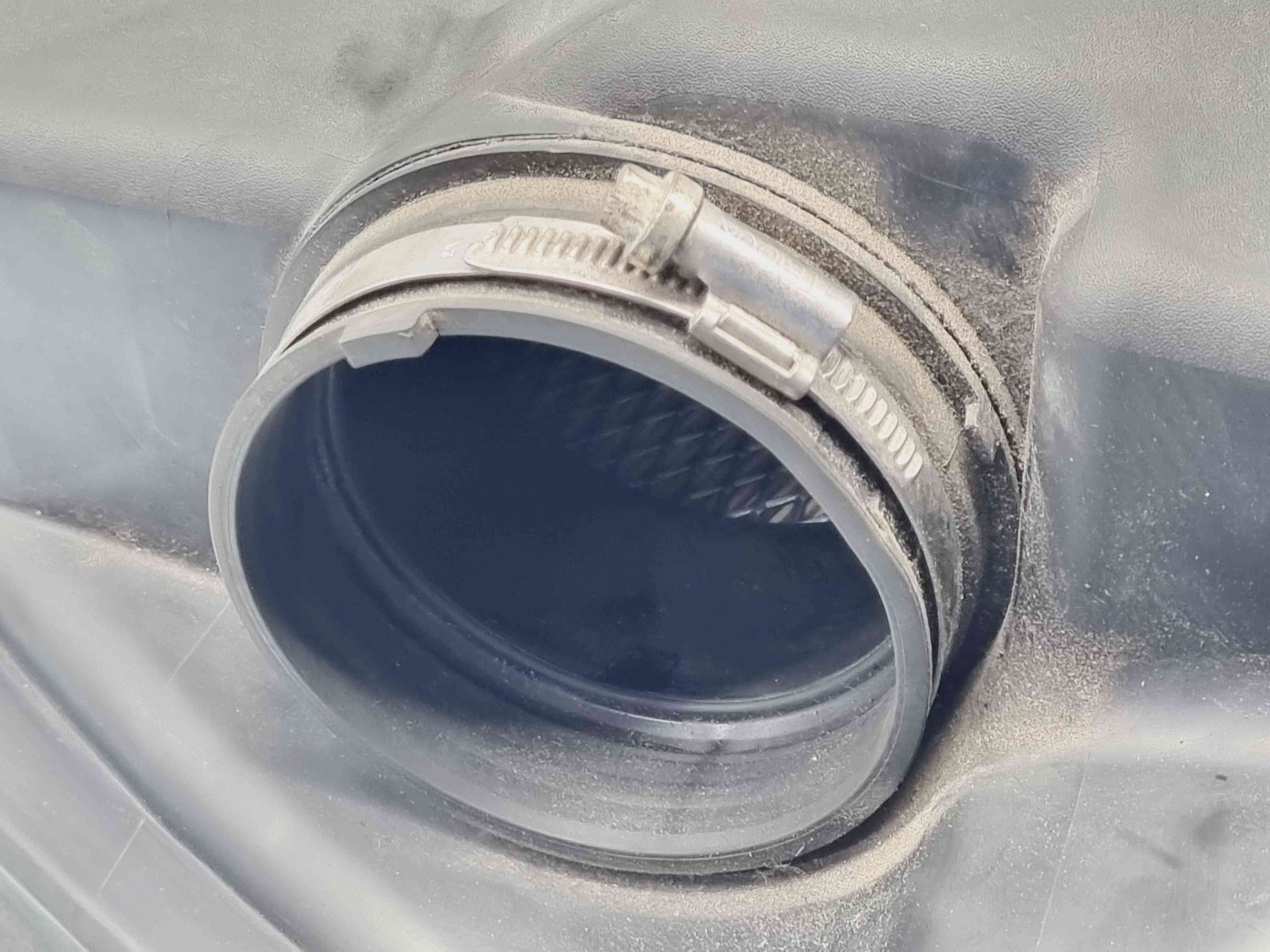 Carcasa filtru aer Opel Astra J Coupe GTC [Fabr 2009-2015] 13311896 2.0 TDCI A20DTH 2.0 TDCI A20DTH 110KW / 150CP - imagine 4