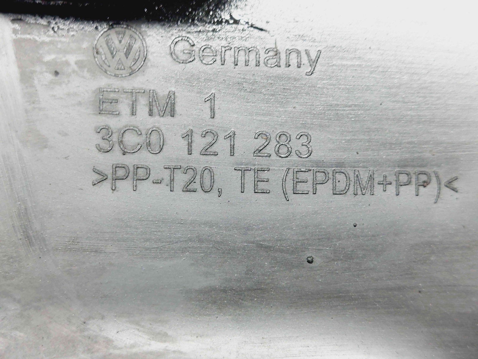 Deflector aer Volkswagen Passat B6 Variant (3C5) [Fabr 2005-2010] 3C0121283 - imagine 4