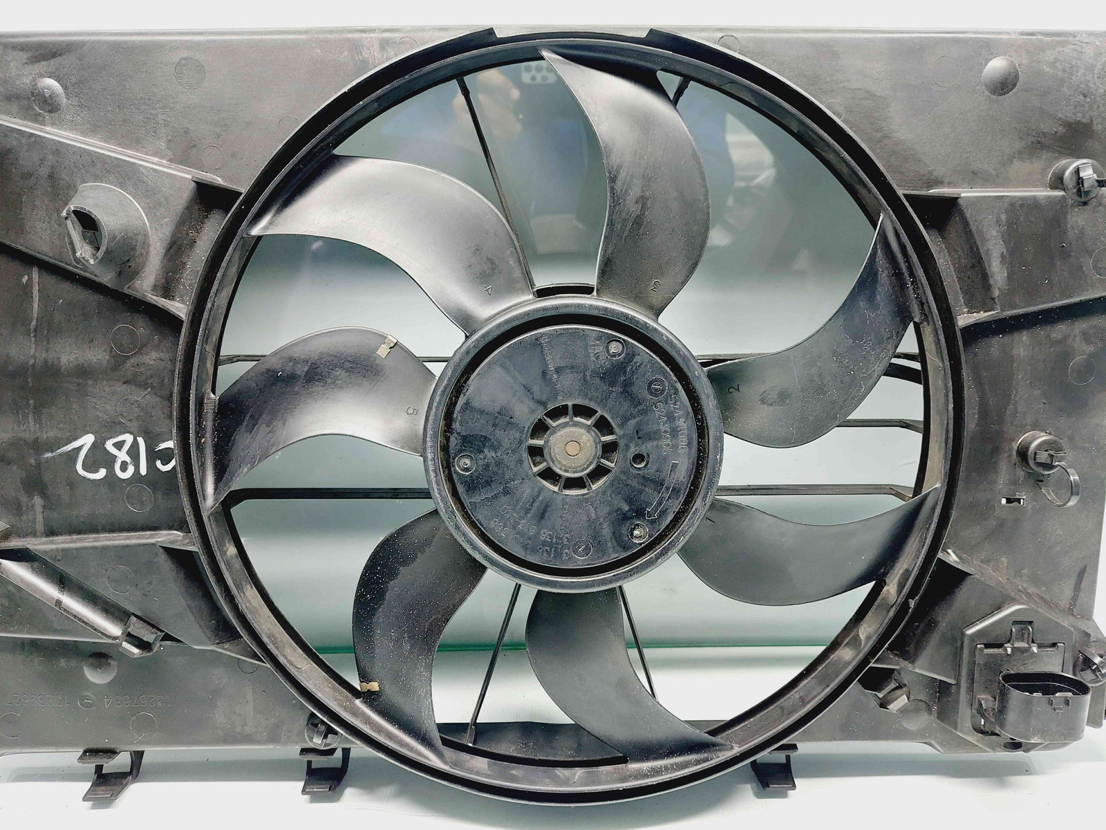 Electroventilator Opel Astra J Coupe GTC [Fabr 2009-2015] 13267634 / 13289627 / 013 2.0 TDCI A20DTH 2.0 TDCI A20DTH 110KW / 150CP - imagine 2