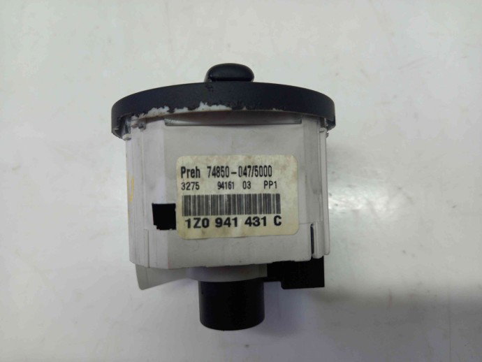 Bloc lumini Skoda Octavia 2 1.9 BKC 1Z094131C 2004-2013