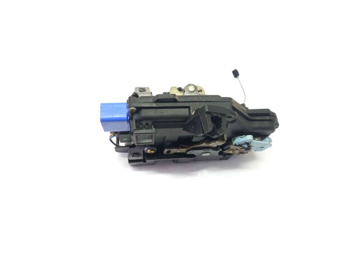 Broasca usa dreapta fata Skoda Octavia 2 1.9 BKC OEM 2004-2013