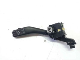 Maneta semnalizare Skoda Octavia 2 1.9 BKC 1K0953513F 2004-2013