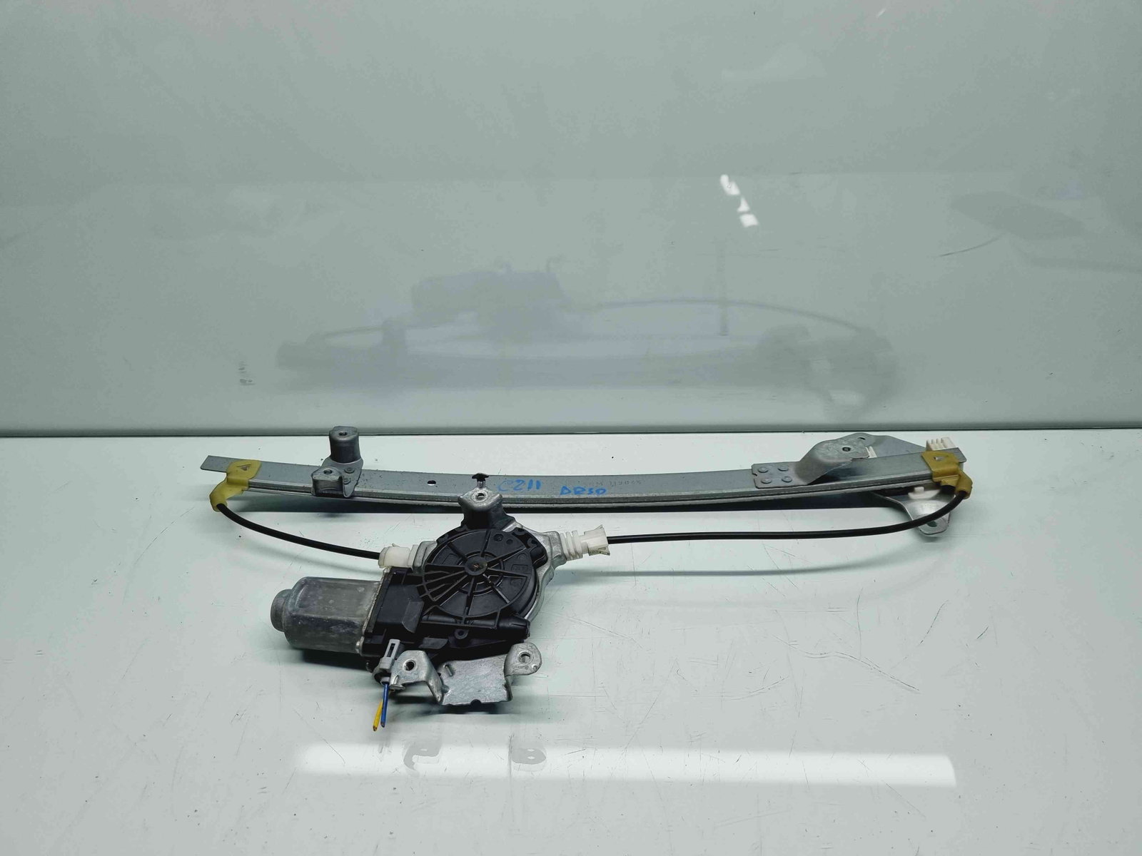 Macara electrica geam dreapta spate Nissan Navara (D40) [Fabr 2005-2014] OEM