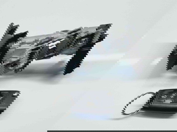   Contact cu cheie Skoda Fabia 3 Combi (NJ5) [Fabr 2014-2022] 1K0905851  1.2 Benz CJZD81KW / 110CP  1.2 Benz CJZD81KW / 110CP