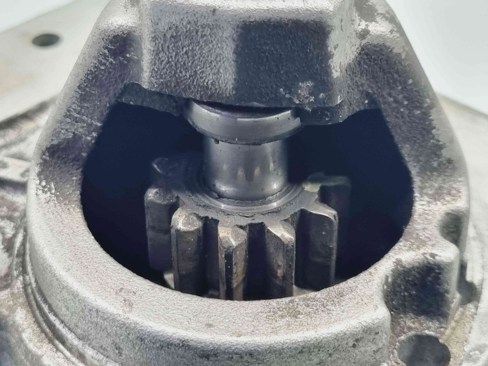 Electromotor 11 dinti Peugeot 308 (II) [Fabr 2013-2020] 764559480 1.6 Benz EP6CD92KW / 125CP 1.6 Benz EP6CD92KW / 125CP - imagine 3