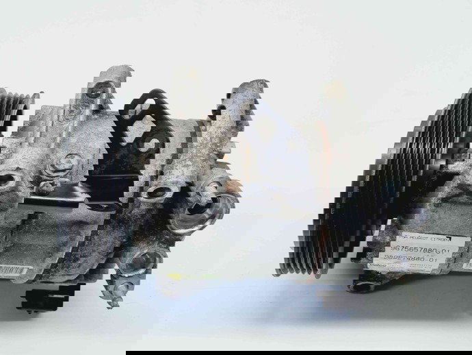 Compresor clima Peugeot 308 (II) [Fabr 2013-2020] 9675657880 1.6 Benz EP6CD92KW / 125CP 1.6 Benz EP6CD 92KW / 125CP