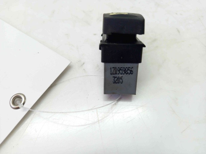 Buton geam dreapta fata Skoda Octavia 2 1.9 BKC 1Z0959856 2004-2013