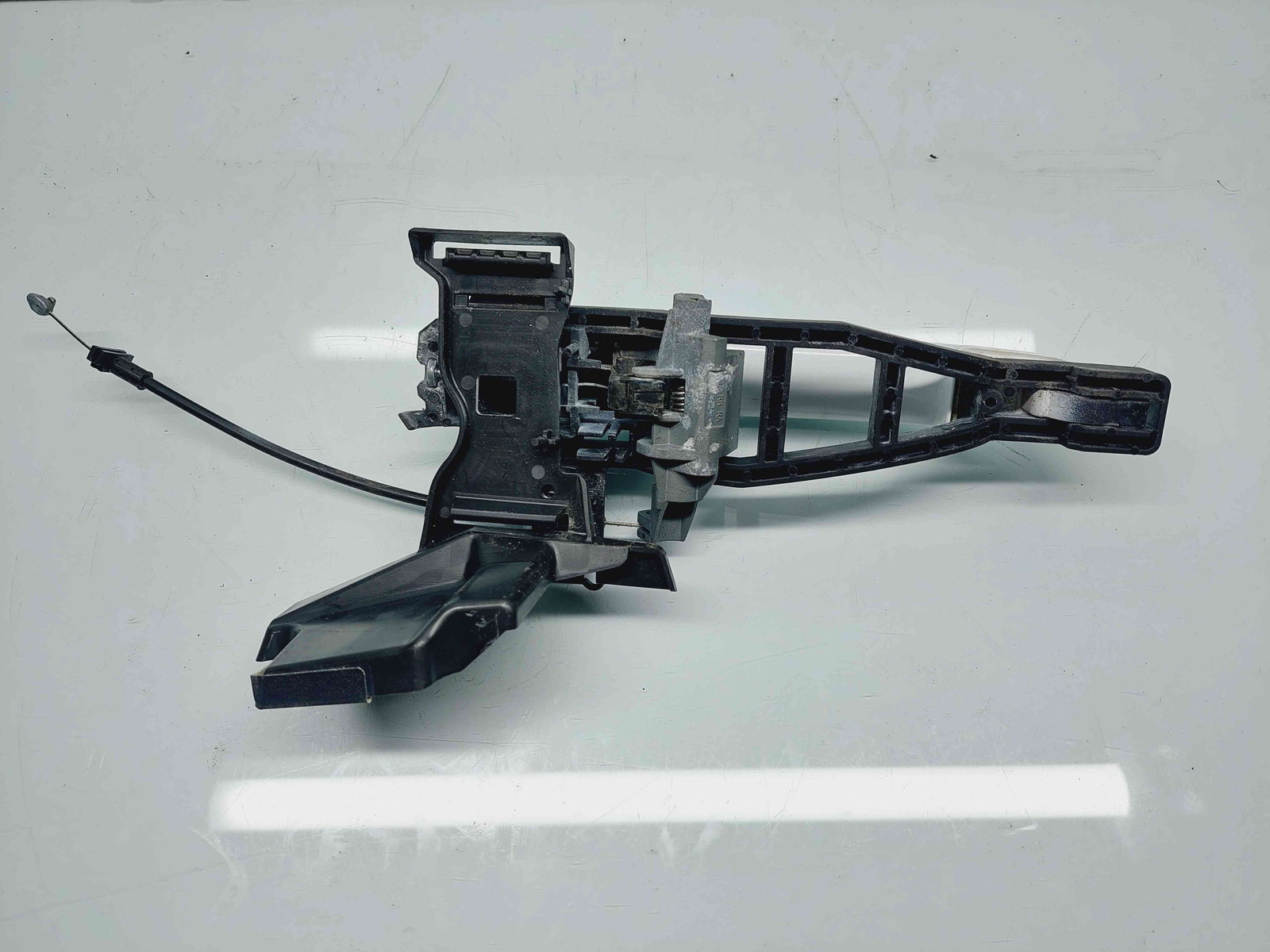 Maner usa dreapta spate Ford Kuga I [Fabr 2008-2012] Frozen White - imagine 2