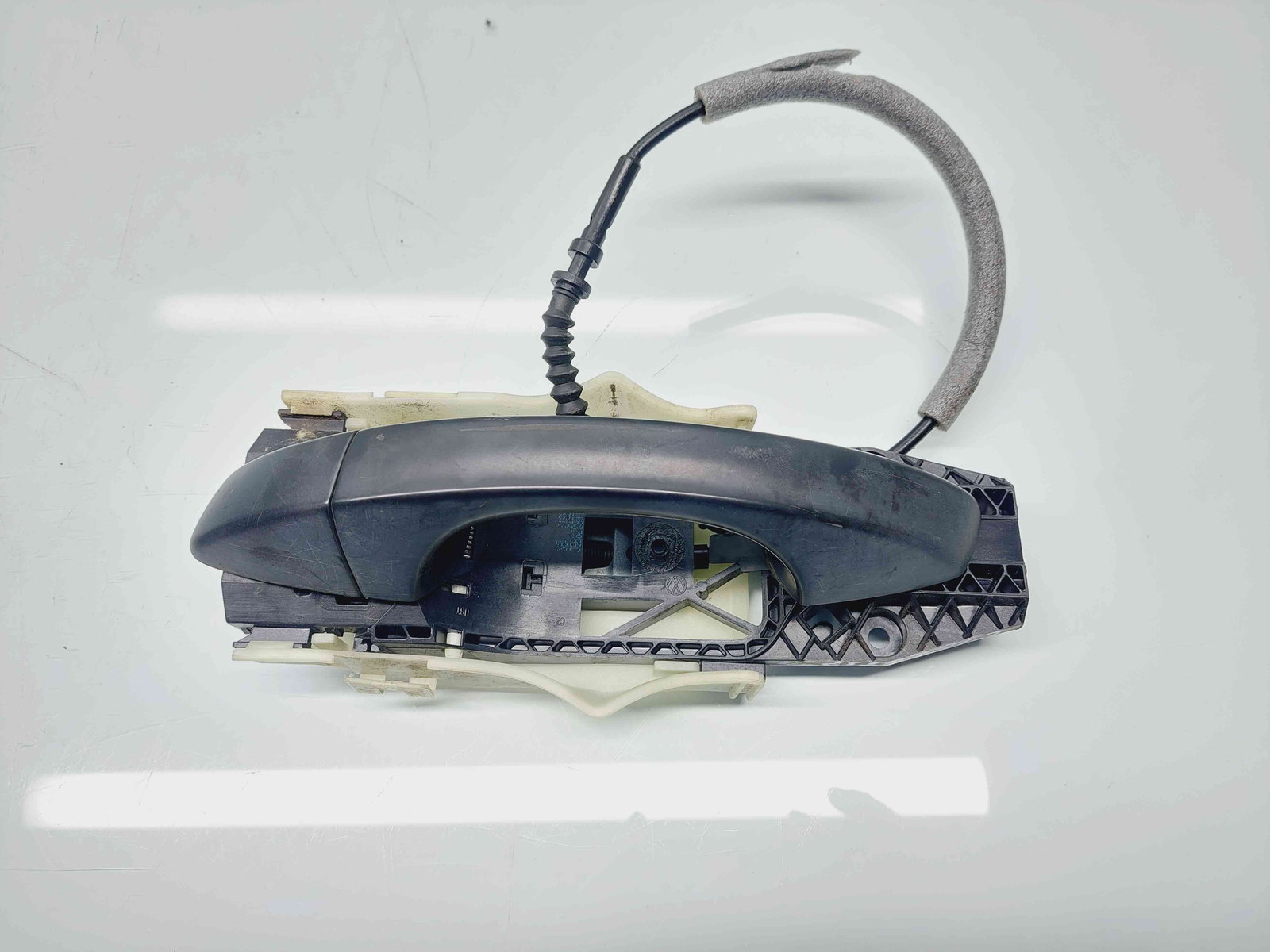 Maner usa stanga spate Skoda Octavia 3 (5E3) [Fabr 2012-2020] 5L0837885C - imagine 1