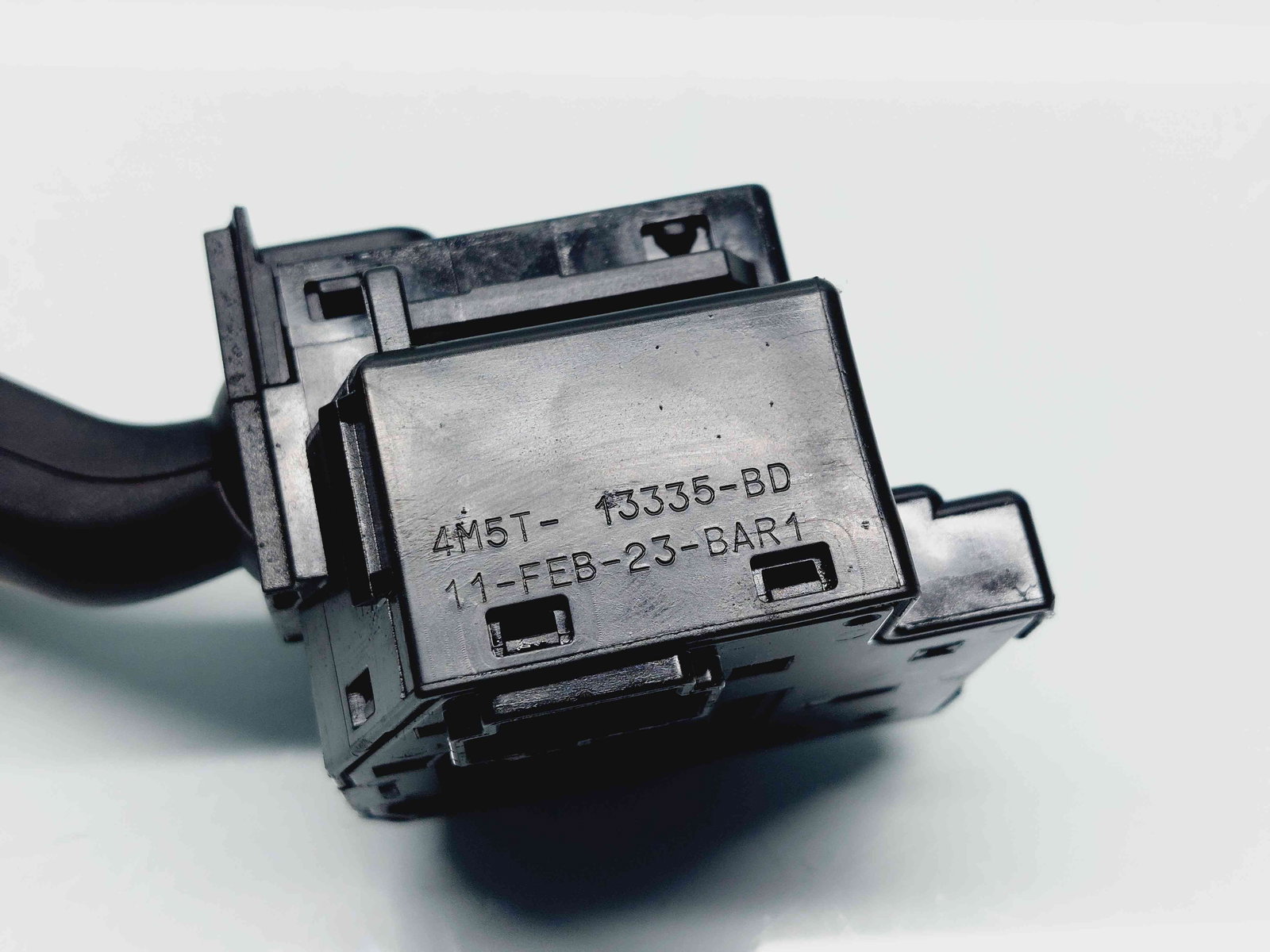 Maneta semnalizare Ford Kuga I [Fabr 2008-2012] 4M5T-13335-BD - imagine 4