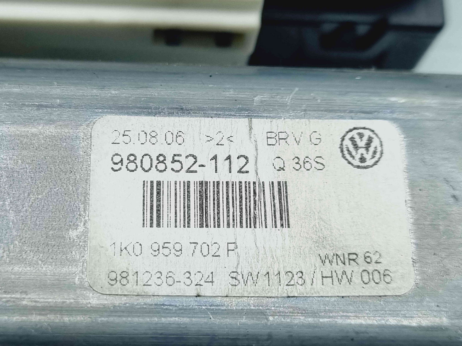 Motoras geam dreapta fata Volkswagen Passat B6 (3C2) [Fabr 2005-2010] 1K0959702P n 1K0959792L - imagine 4