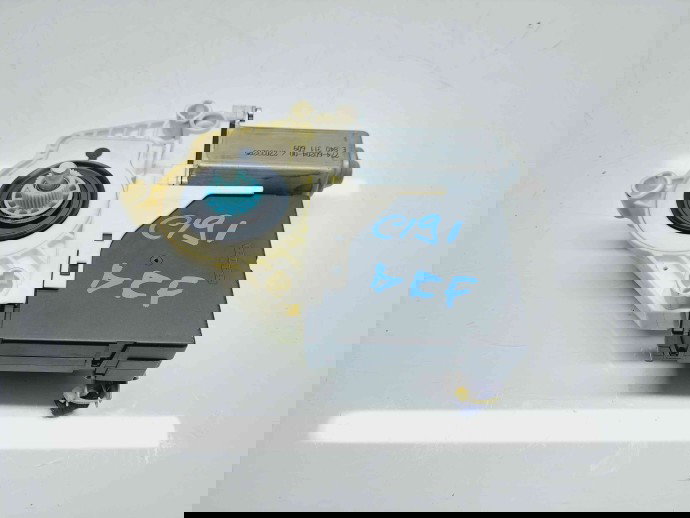 Motoras geam dreapta fata Seat Altea XL (5P5, 5P8) Facelift [Fabr 2006-2015] 5P0837402AJ / 3C0959792C