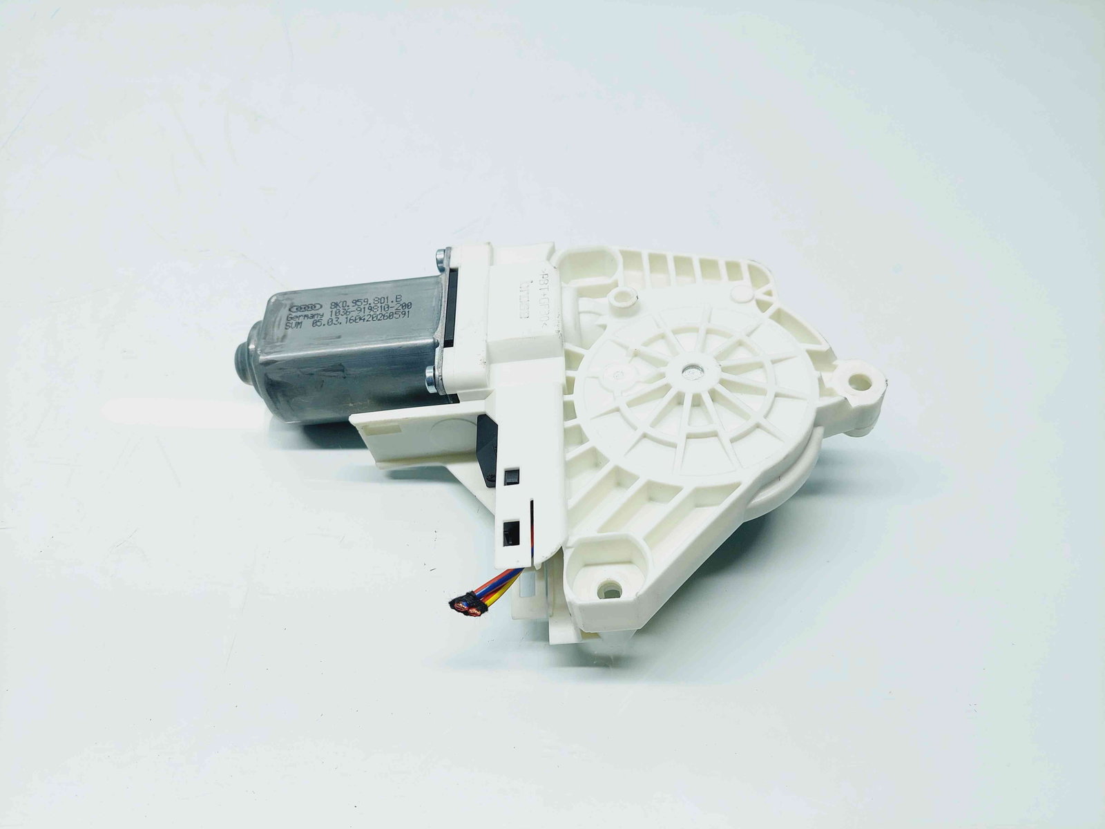 Motoras geam stanga fata Audi A6 (4GC, C7) Facelift S-line [Fabr 2012-2017] 8K0959801B - imagine 3