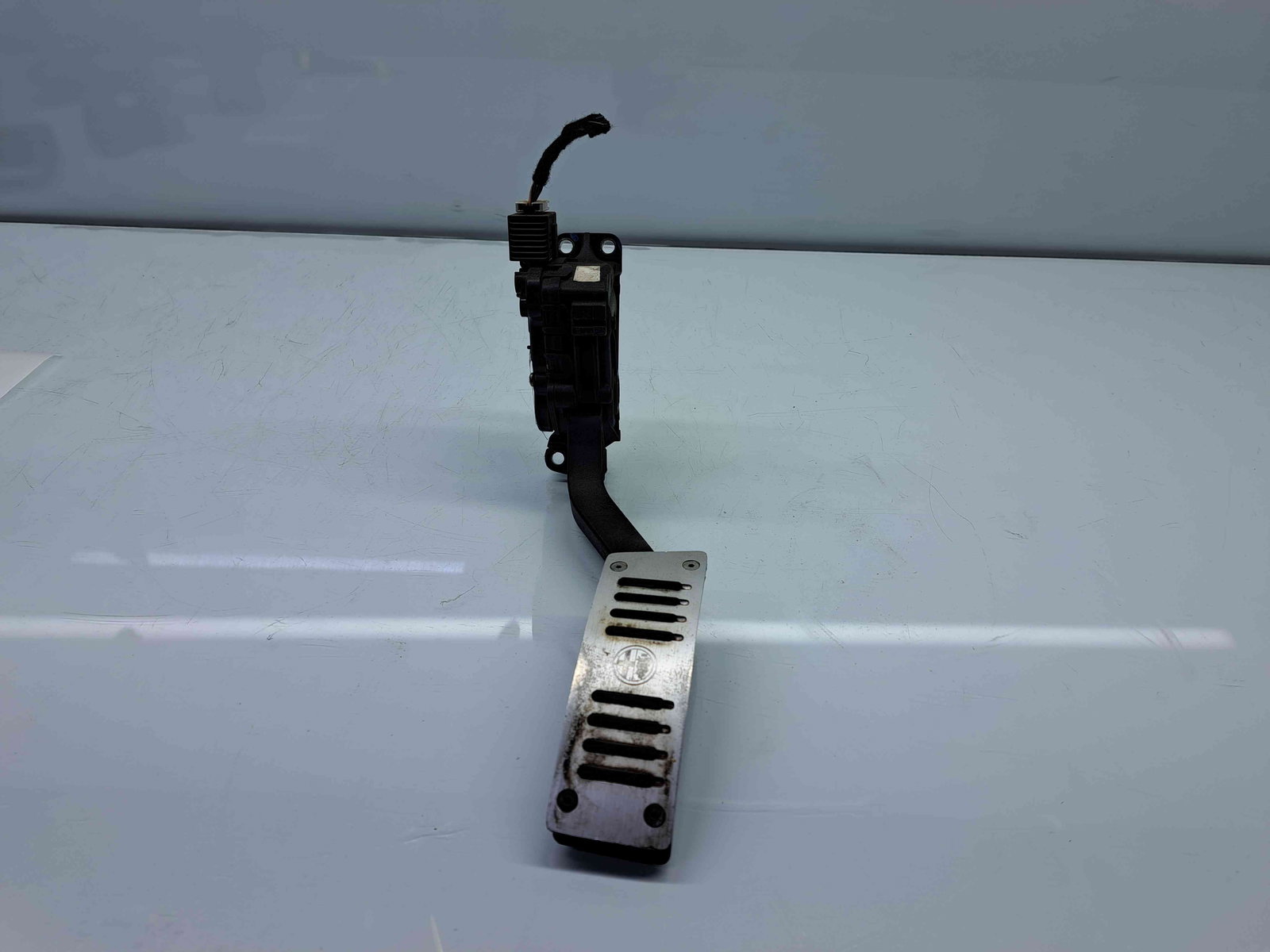 Pedala acceleratie Alfa Romeo 159 Sportwagon (939) [Fabr 2006-20011] 60695130 - imagine 1