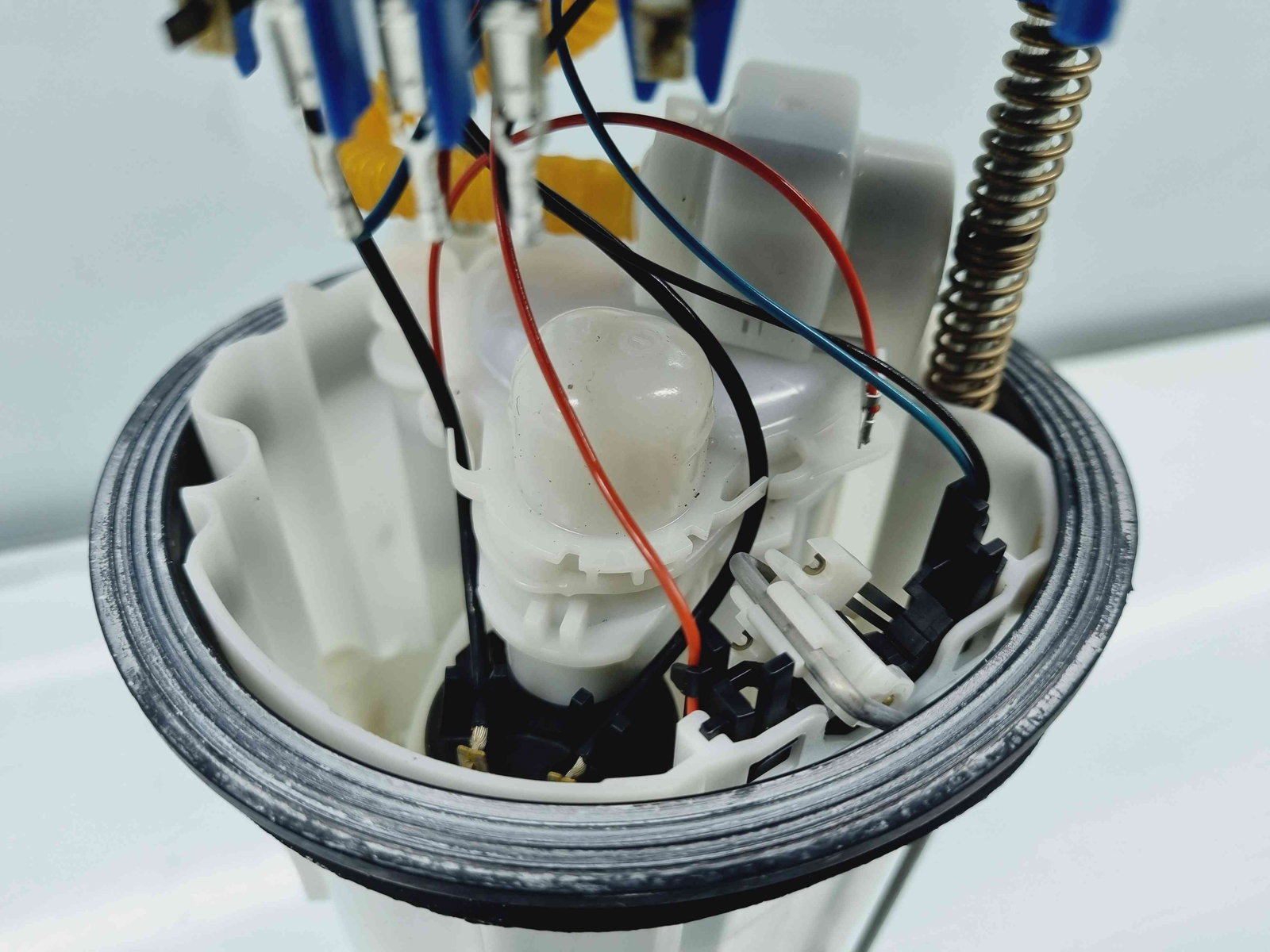 Pompa combustibil Skoda Fabia 3 Combi (NJ5) [Fabr 2014-2022] 6C0919051G 1.2 Benz CJZD81KW / 110CP 1.2 Benz CJZD 81KW / 110CP - imagine 2