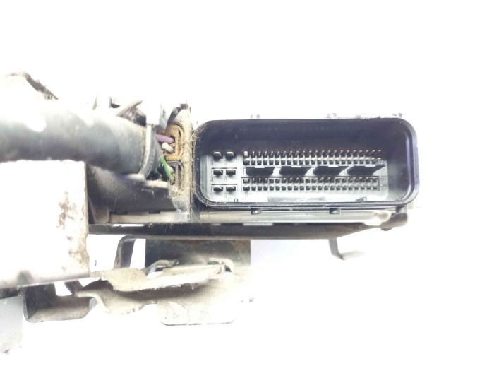Calculator motor ECU Skoda Octavia 2 1.9 BKC 03G906016K 2004-2013