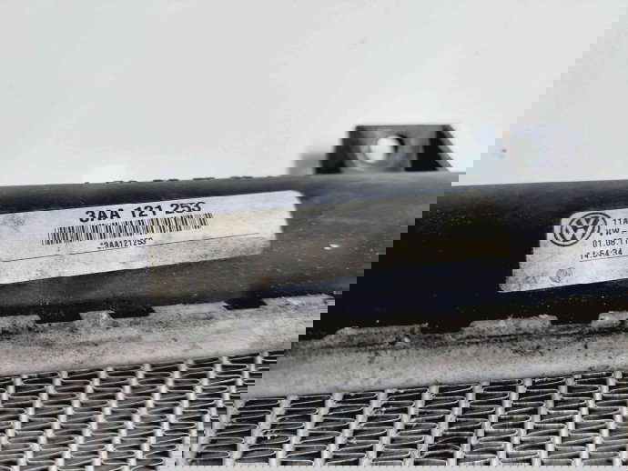 Radiator apa Volkswagen Passat B7 (362) [Fabr 2010-2014] 3AA121253 1.6 TDI CAYC77KW / 105CP 1.6 TDI CAYC 77KW / 105CP