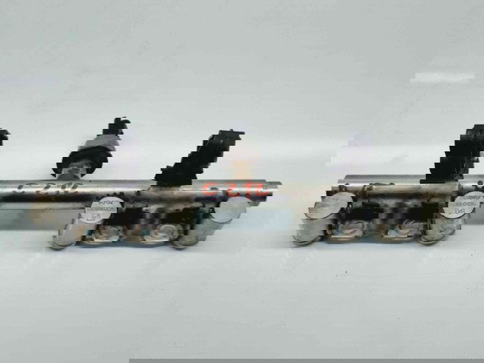 Rampa injectoare Peugeot 308 (II) [Fabr 2013-2020] OEM 1.6 Benz EP6CD92KW / 125CP 1.6 Benz EP6CD 92KW / 125CP