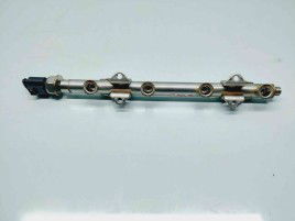 Rampa injectoare Skoda Fabia 3 Combi (NJ5) [Fabr 2014-2022] 04E133320D 1.2 Benz CJZD81KW / 110CP 1.2 Benz CJZD 81KW / 110CP