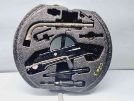   Set cric si cheie Volkswagen Golf 6 Plus (521) [Fabr 2009-2013] 1K0012115F