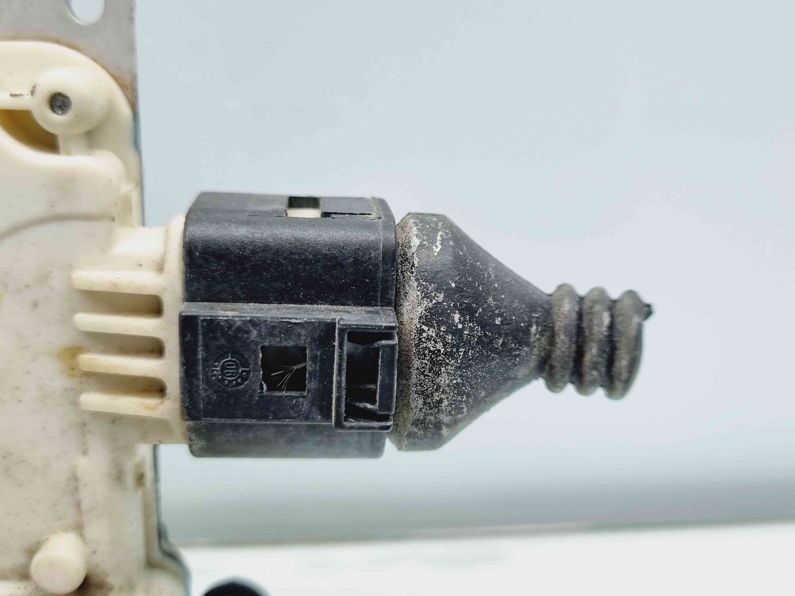 Broasca usa dreapta fata Audi A4 Avant (8ED, B7) [Fabr 2004-2008] 8E1837016AA - imagine 4