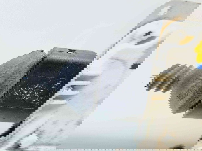 Broasca usa stanga fata Audi A4 Avant (8ED, B7) [Fabr 2004-2008] 8E1837015FA