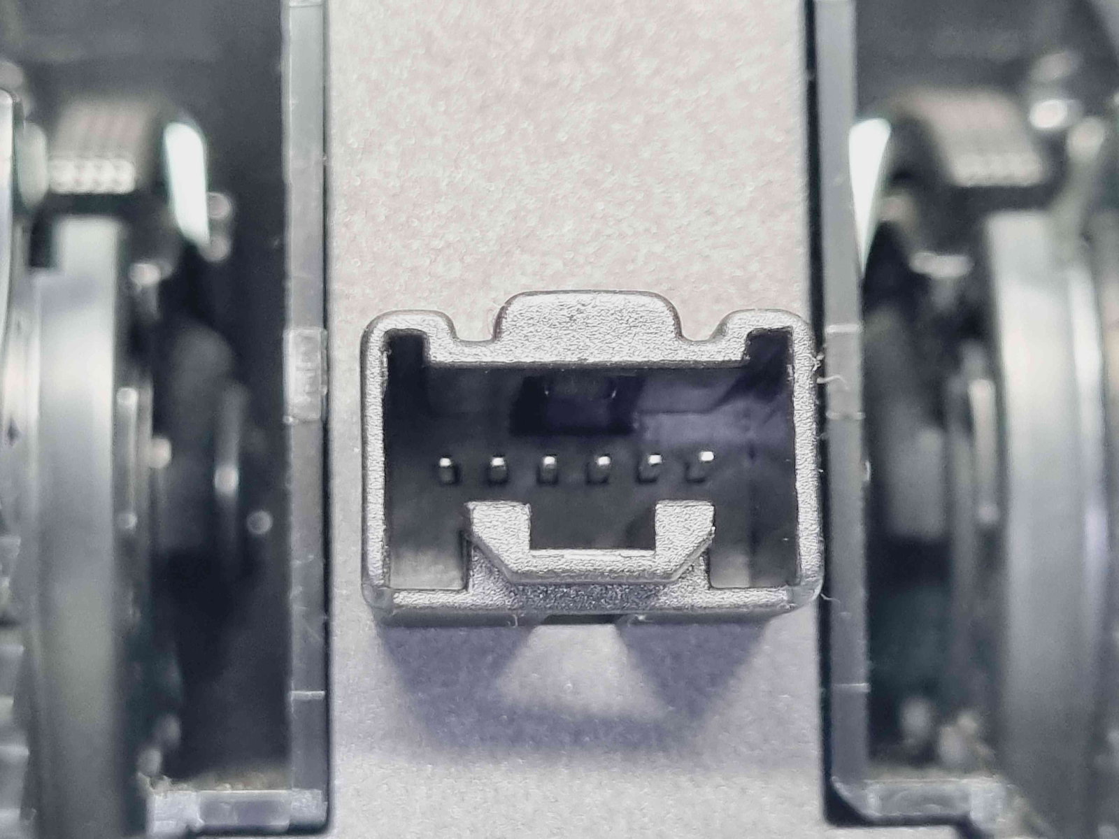 Grila aerisire centrala MAZDA 3 Sedan (BL) [Fabr 2008-2013] BBP3-55211 - imagine 4