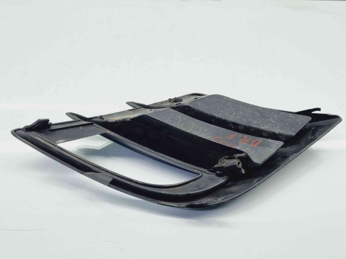 Grila proiector dreapta MAZDA 3 Sedan (BL) [Fabr 2008-2013] BCD2-50C11