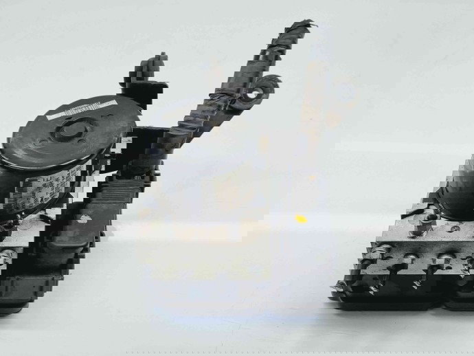 Pompa ABS MAZDA 3 Sedan (BL) [Fabr 2008-2013] 8V61-2C405-AG 1.6 Benz Z6 77KW / 105CP 1.6 Benz Z6 77KW / 105CP