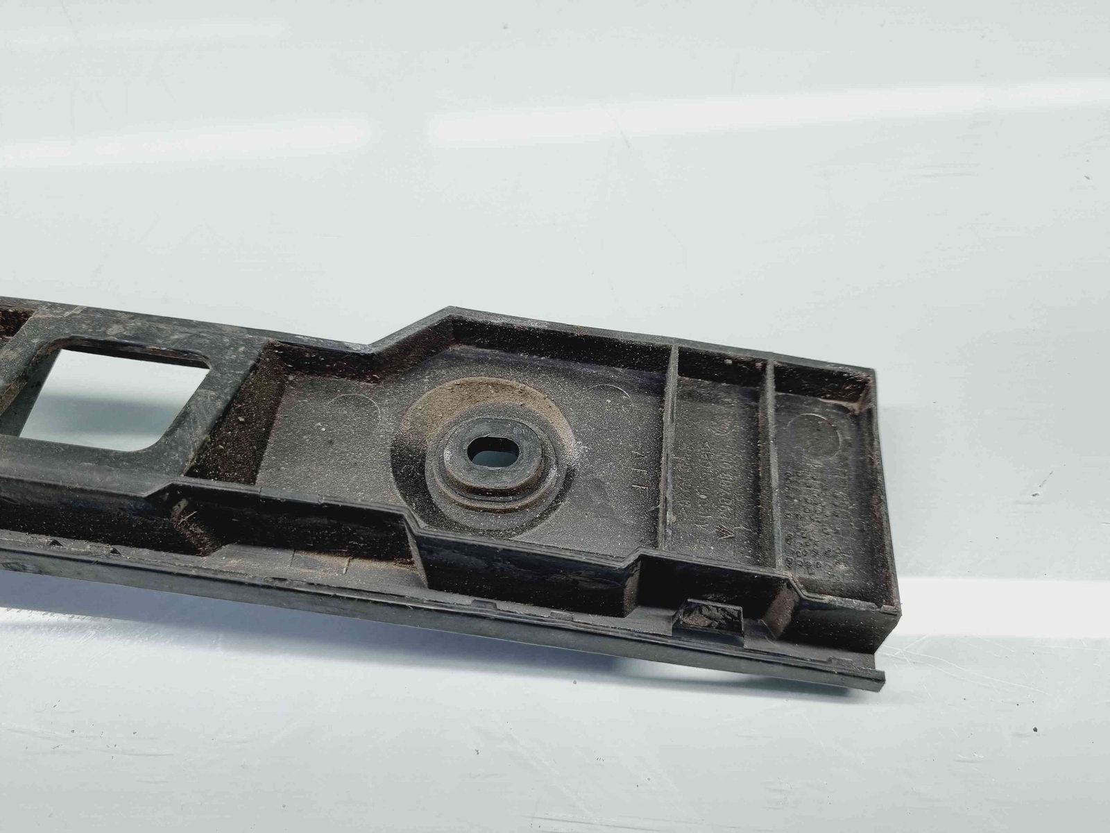 Suport central bara spate Volkswagen Golf 6 Plus (521) [Fabr 2009-2013] 5M0807863A - imagine 2