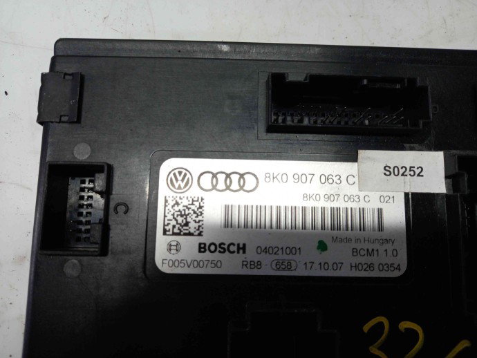 Modul confort Audi A5 2.7 CAMA 8K0907063C 2007-2015