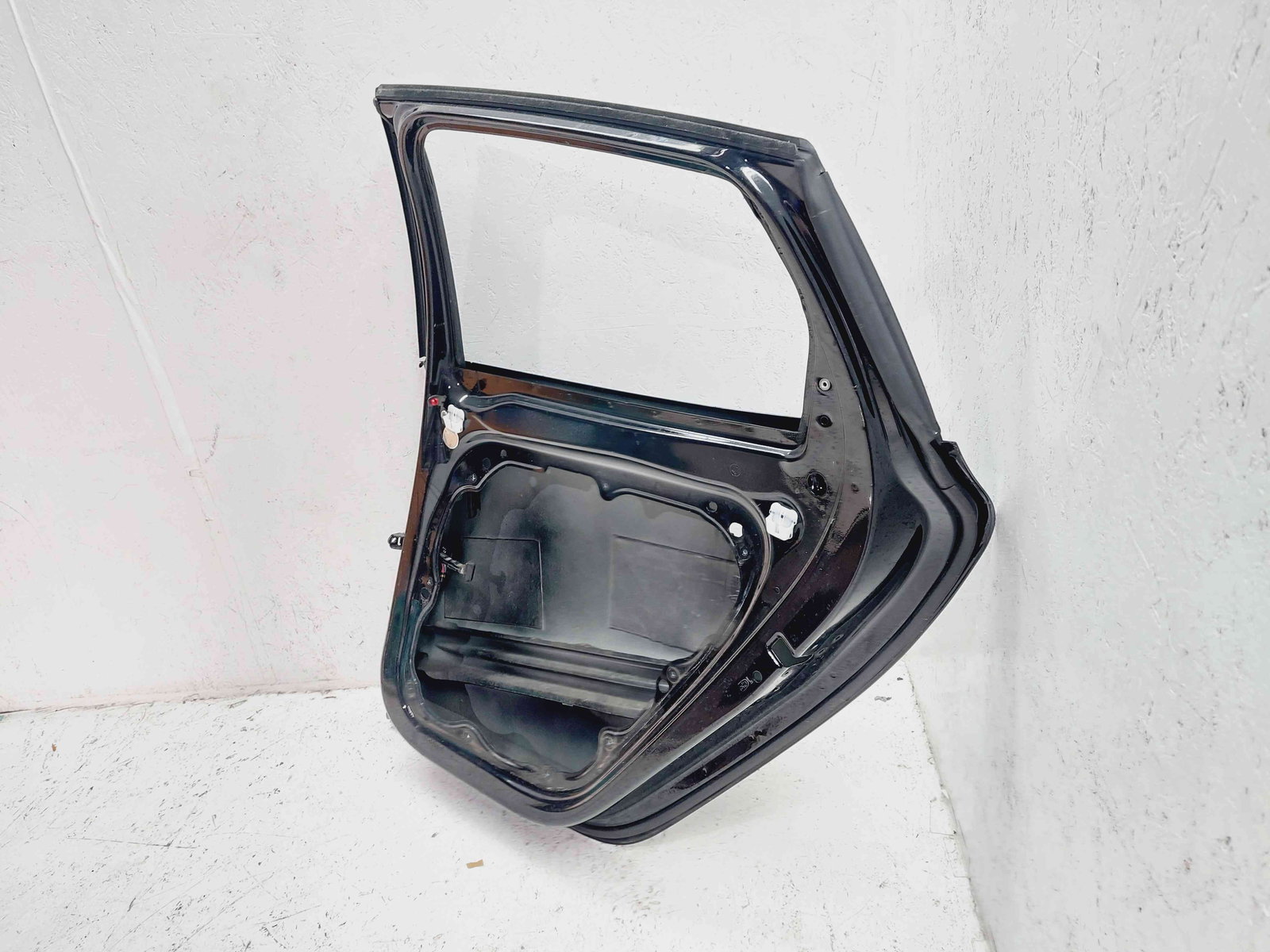 Usa dreapta spate Volvo V40 [Fabr 2013-2019] 45200 Black Sapphire - imagine 9