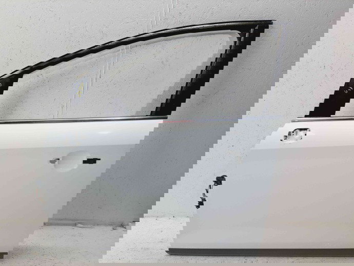 Usa stanga fata Ford Kuga I [Fabr 2008-2012] Frozen White