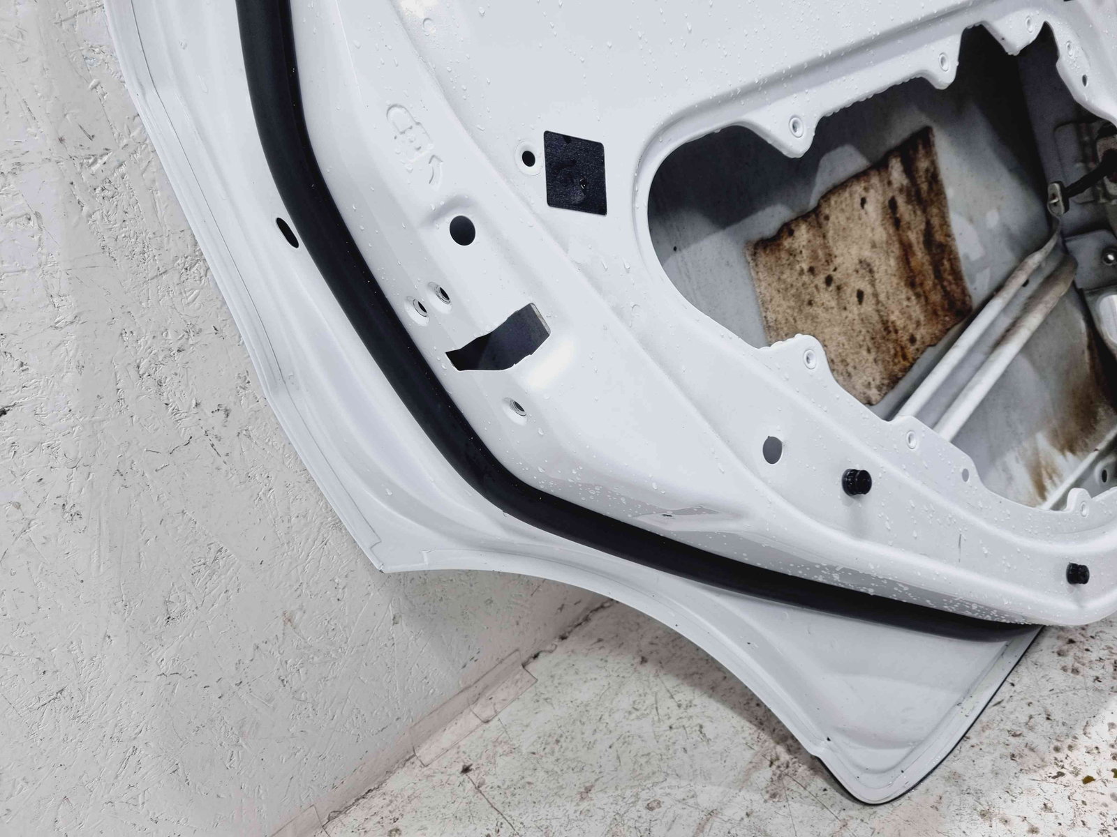 Usa stanga spate Ford Kuga I [Fabr 2008-2012] Frozen White - imagine 8