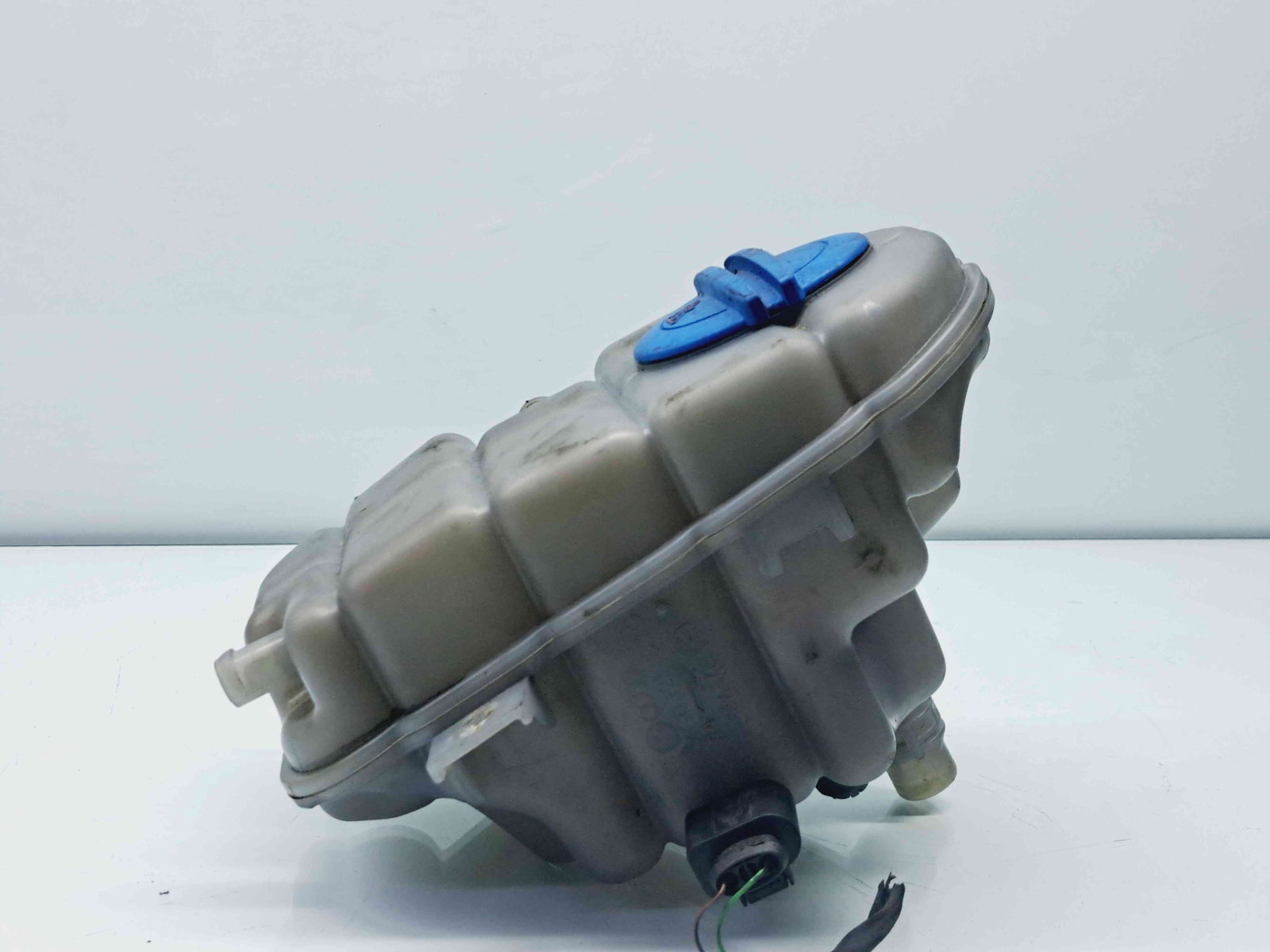 Vas expansiune Audi A6 (4G2, C7) S-line [Fabr 2012-2017] 4G0121403G - imagine 2