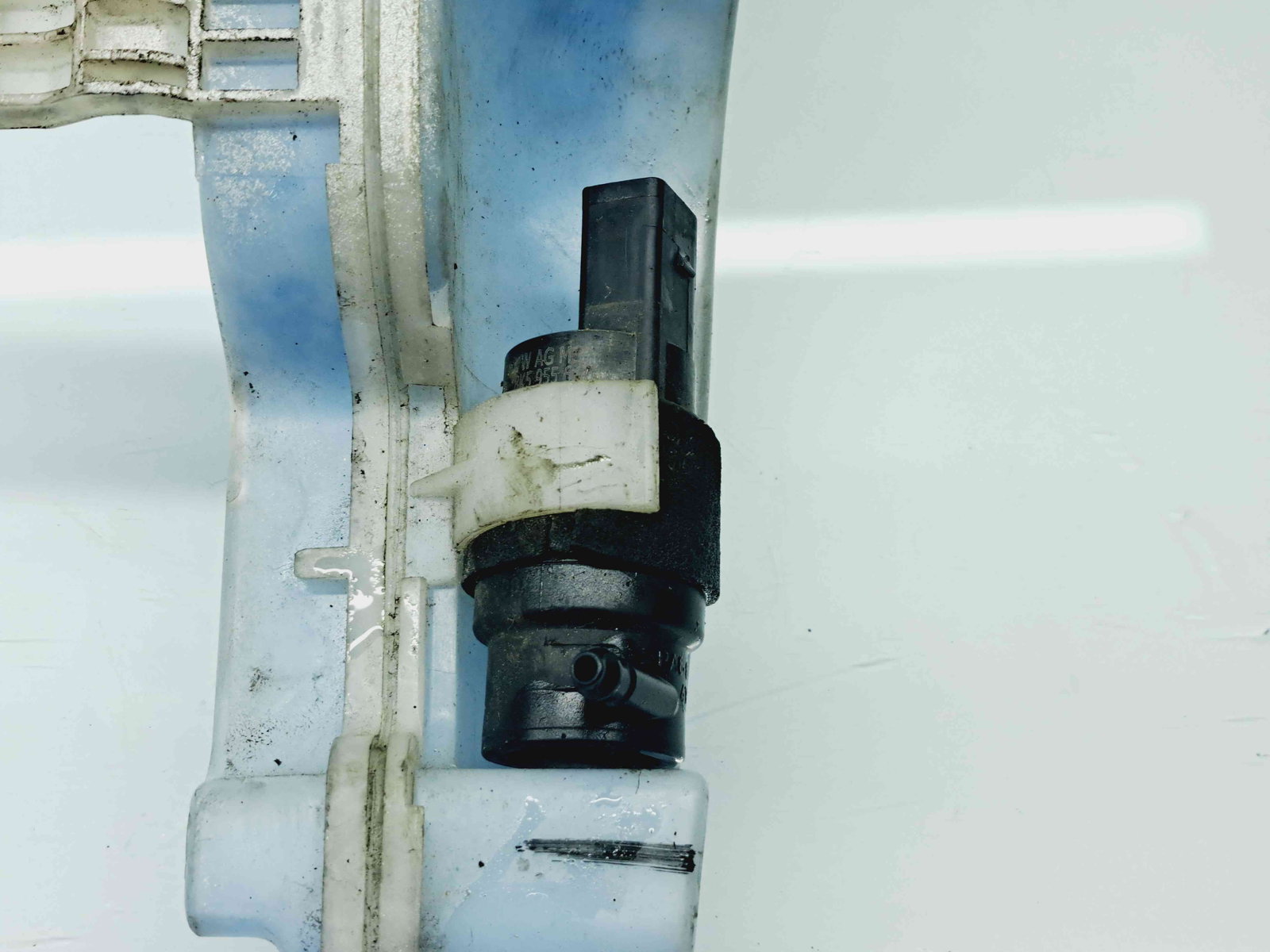 Vas lichid parbriz Audi A6 (4GC, C7) Facelift S-line [Fabr 2012-2017] 4G8955451J - imagine 4